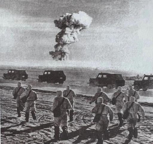 邓稼先几几年发明了氢弹(1967年6月,中国第一颗氢弹爆炸成功,中国用了)